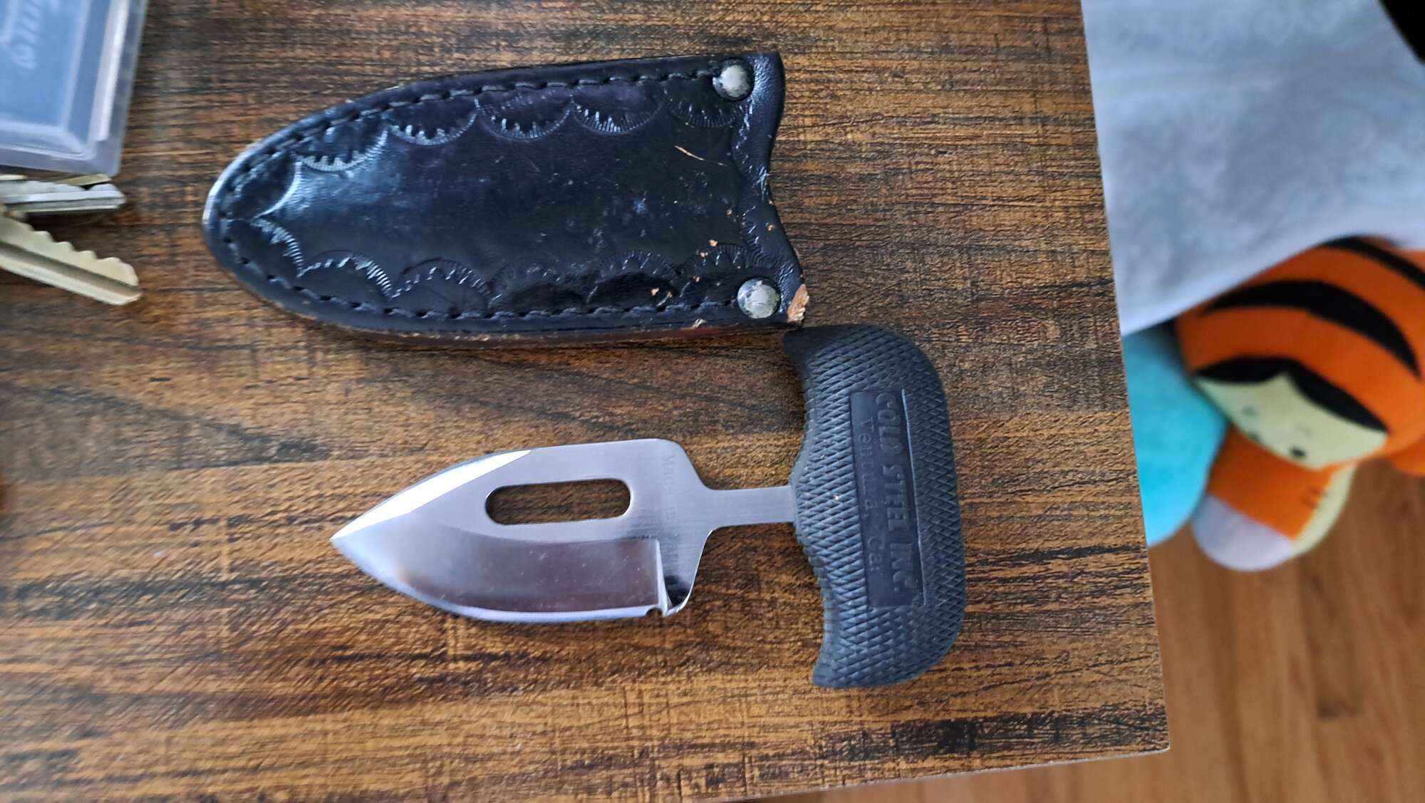 Push dagger.jpg