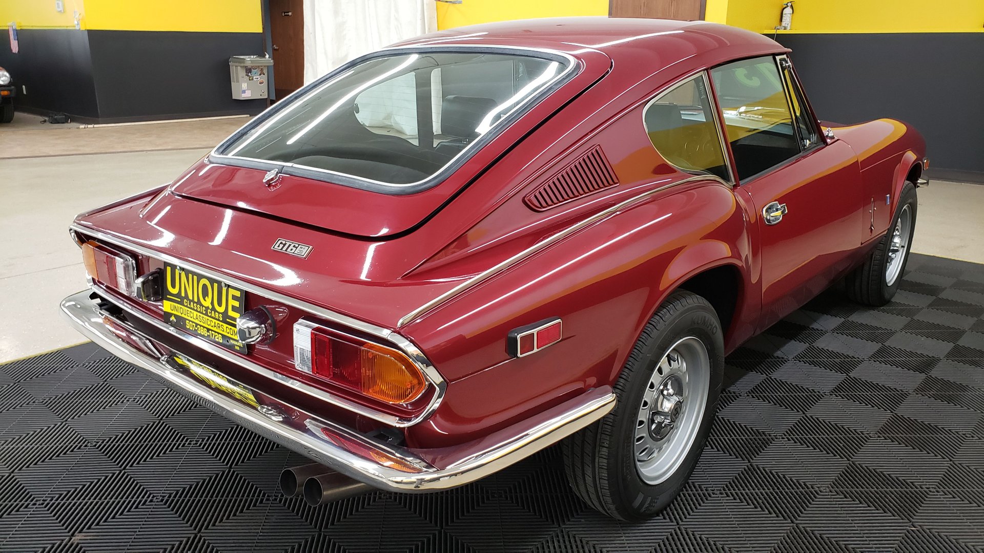 1973-triumph-gt6-mark-iii-coupe_2.jpeg