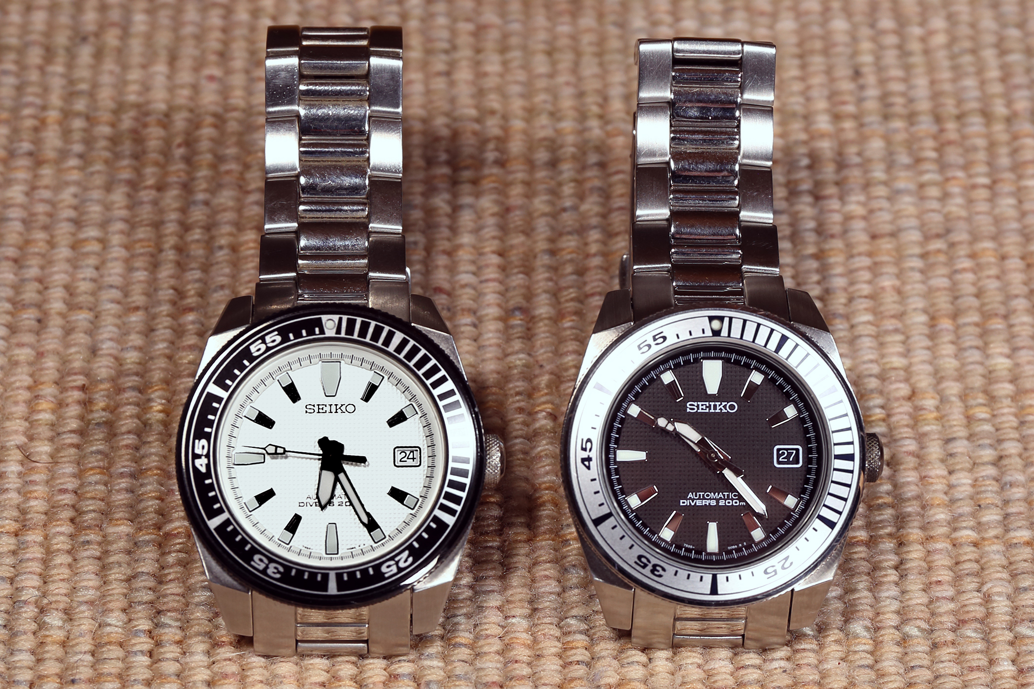 SNM011-009 BezelSwap wTiHands B.jpg